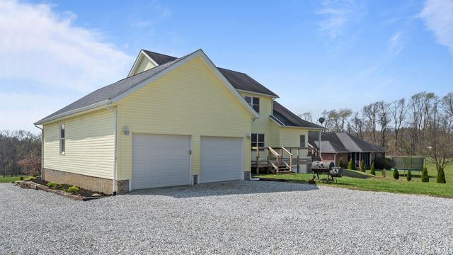 3815 Leatherwood Rd, Bedford, IN 47421