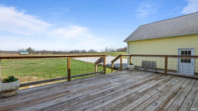 3815 Leatherwood Rd, Bedford, IN 47421