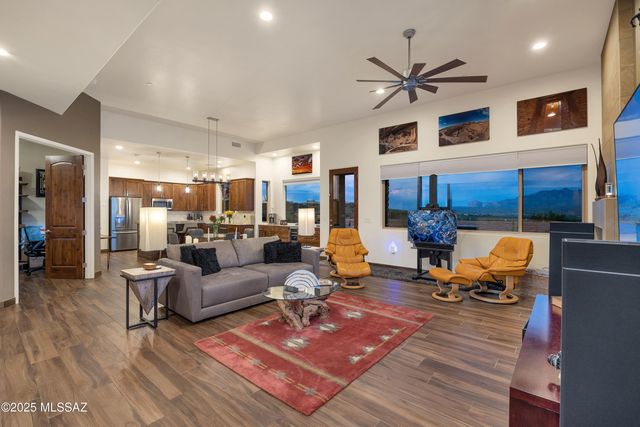 27 Tierra Libre Court, Tubac, AZ 85646