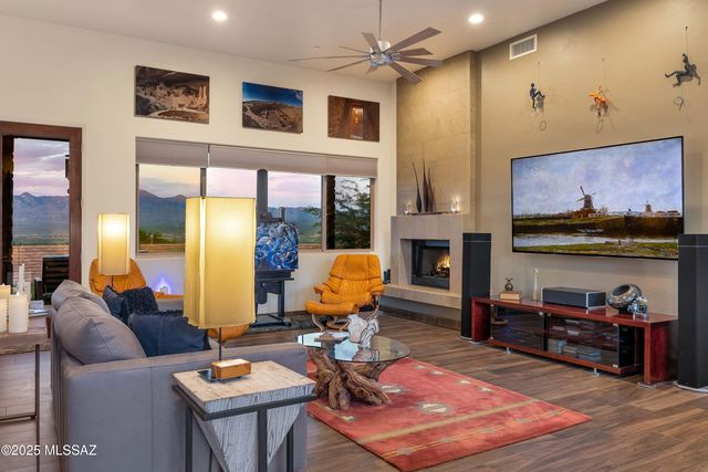 27 Tierra Libre Court, Tubac, AZ 85646