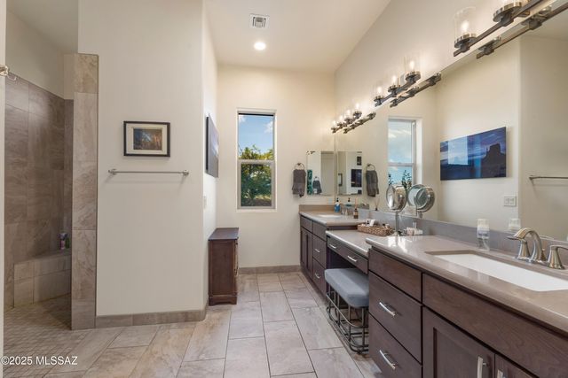 27 Tierra Libre Court, Tubac, AZ 85646