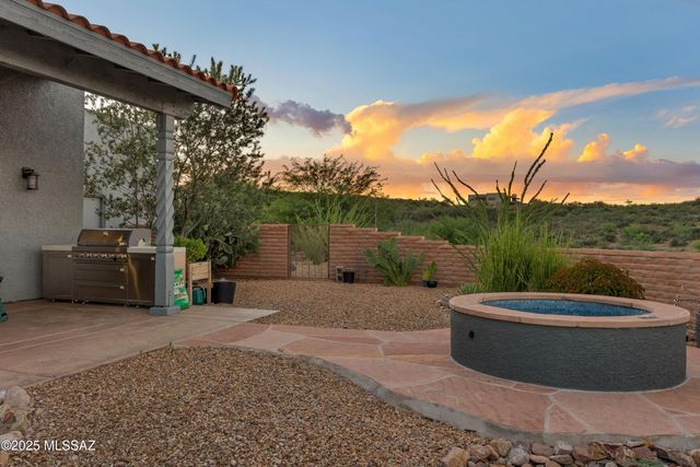 27 Tierra Libre Court, Tubac, AZ 85646