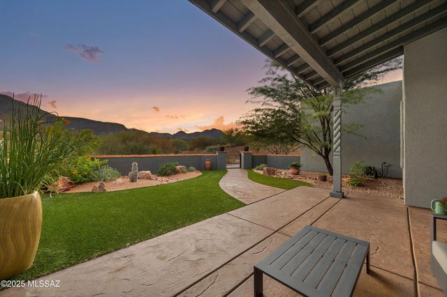 27 Tierra Libre Court, Tubac, AZ 85646