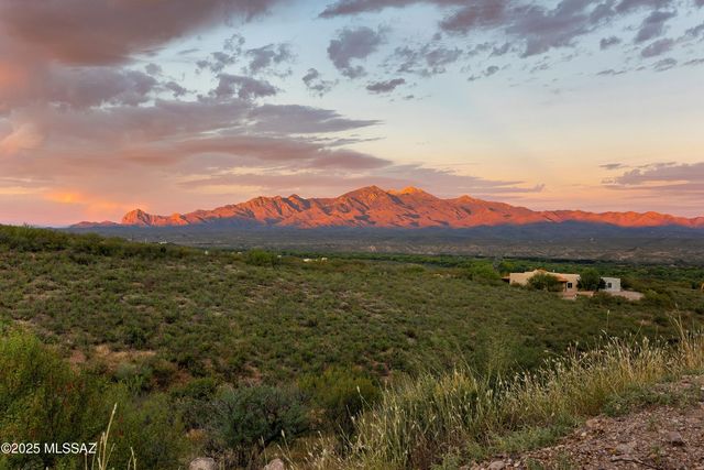 27 Tierra Libre Court, Tubac, AZ 85646