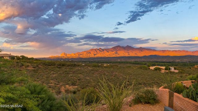 27 Tierra Libre Court, Tubac, AZ 85646