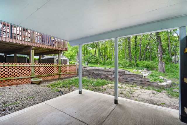 4718 71st Street, Urbandale, IA 50322