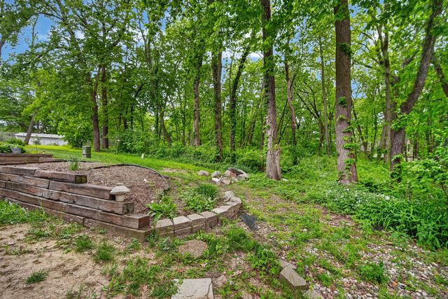 4718 71st Street, Urbandale, IA 50322