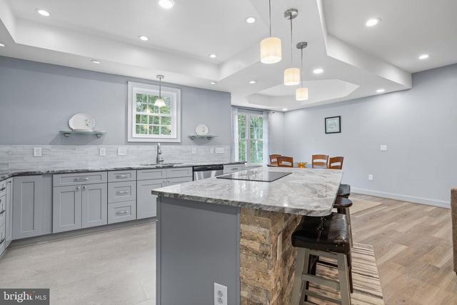 3137 BLOUNT DR, Bumpass, VA 23024