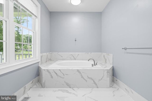 3137 BLOUNT DR, Bumpass, VA 23024