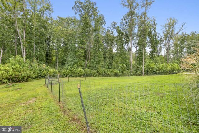 3137 BLOUNT DR, Bumpass, VA 23024