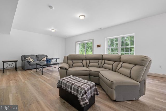 3137 BLOUNT DR, Bumpass, VA 23024