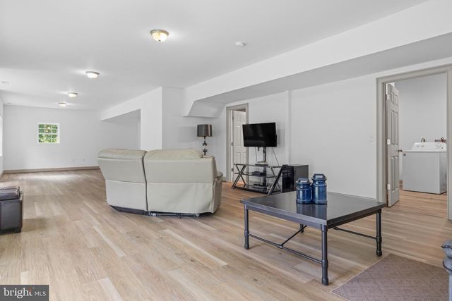 3137 BLOUNT DR, Bumpass, VA 23024