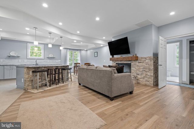 3137 BLOUNT DR, Bumpass, VA 23024