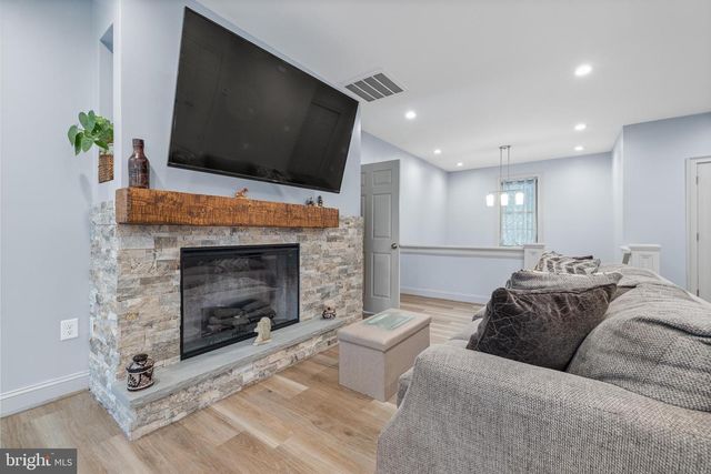 3137 BLOUNT DR, Bumpass, VA 23024