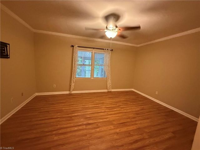 765 Oakland Drive C, Elkin, NC 28621