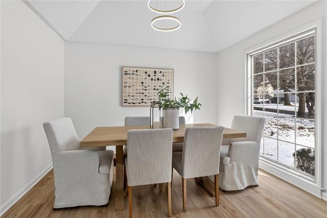 10310 Eby Street, Overland Park, KS 66212