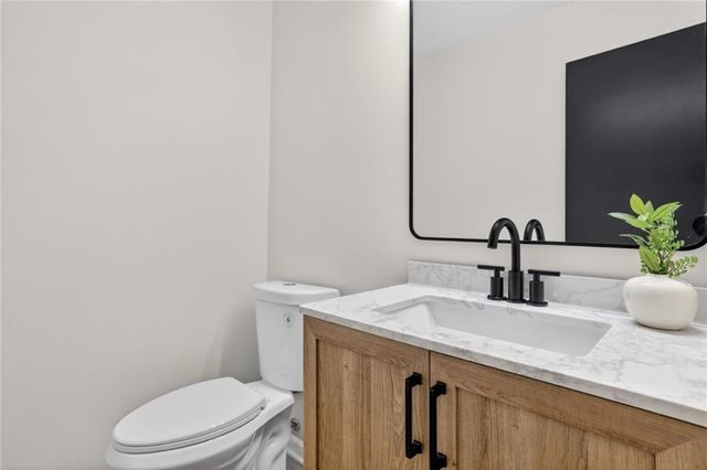 10310 Eby Street, Overland Park, KS 66212