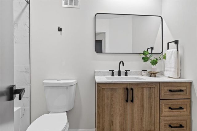 10310 Eby Street, Overland Park, KS 66212