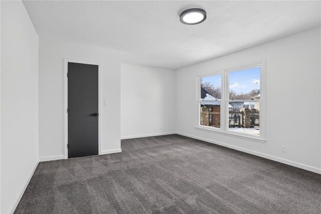 10310 Eby Street, Overland Park, KS 66212