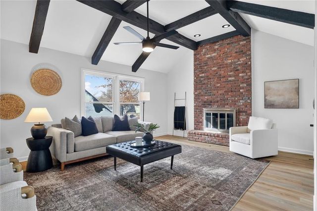 10310 Eby Street, Overland Park, KS 66212