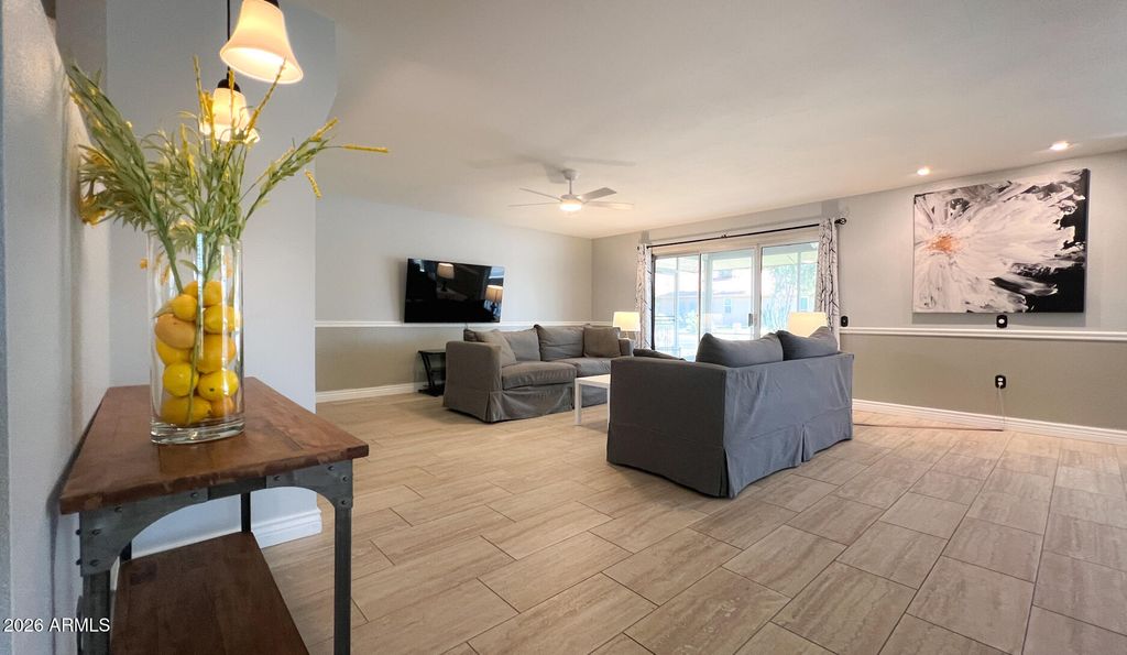 Image 11 of property listing at 12902 W CASTLE ROCK Drive, Sun City West, AZ 85375