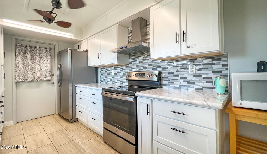 Image 19 of property listing at 12902 W CASTLE ROCK Drive, Sun City West, AZ 85375