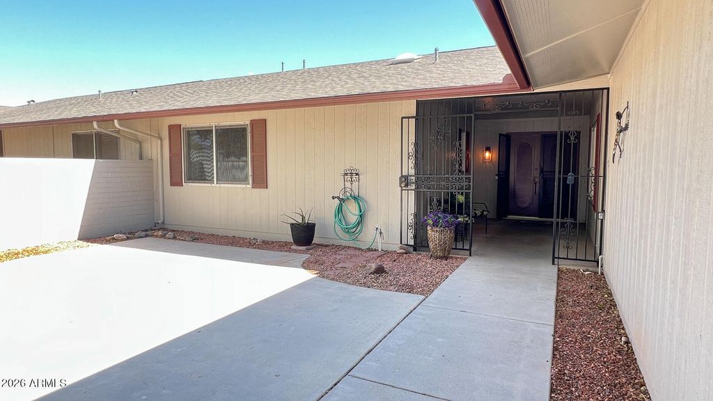 Image 6 of property listing at 12902 W CASTLE ROCK Drive, Sun City West, AZ 85375