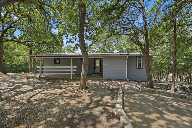 101 Lakewood Lane, Pottsboro, TX 75076