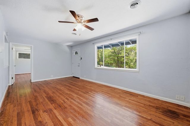 101 Lakewood Lane, Pottsboro, TX 75076