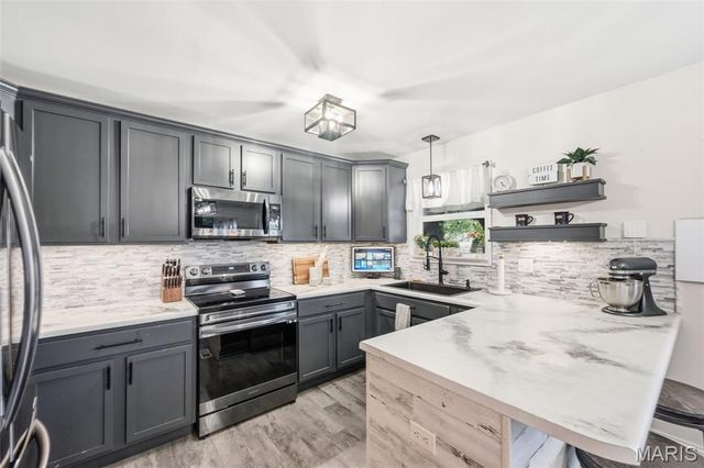 19 Cambridge Court, Troy, MO 63379