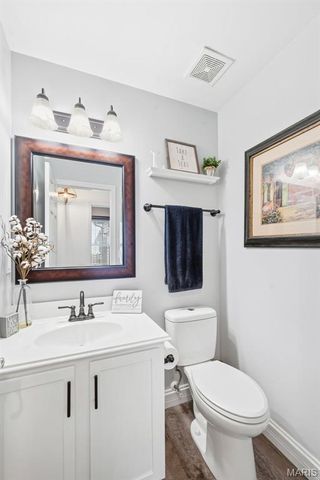 19 Cambridge Court, Troy, MO 63379