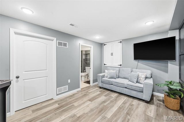 19 Cambridge Court, Troy, MO 63379