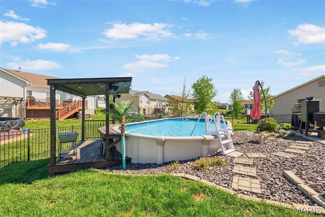 19 Cambridge Court, Troy, MO 63379