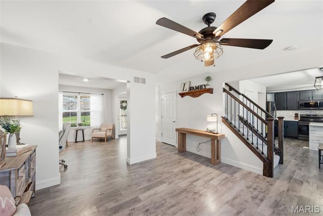 19 Cambridge Court, Troy, MO 63379