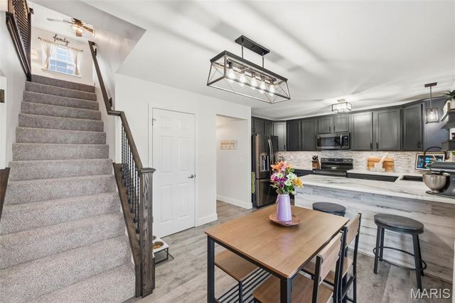 19 Cambridge Court, Troy, MO 63379