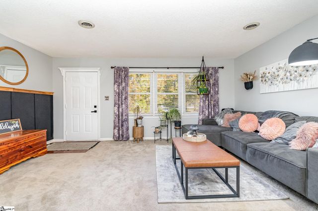 22 Hidden Springs Road, Spartanburg, SC 29302