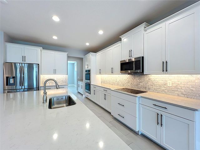 13185 BLOSSOM VALLEY DRIVE, Clermont, FL 34711