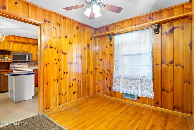 2609 Patrick Ave, Maryville, TN 37804