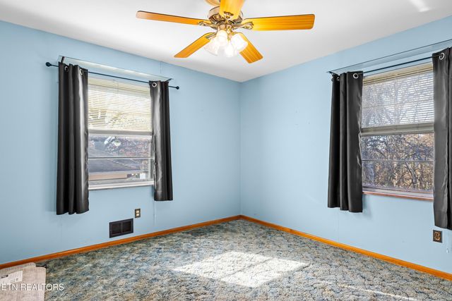 2609 Patrick Ave, Maryville, TN 37804