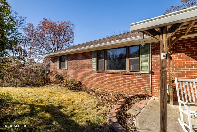 2609 Patrick Ave, Maryville, TN 37804