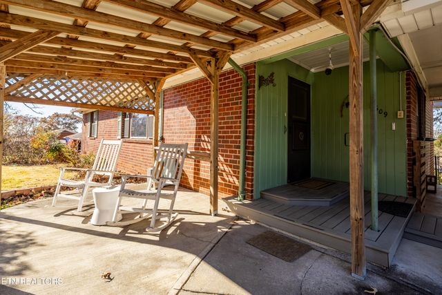 2609 Patrick Ave, Maryville, TN 37804