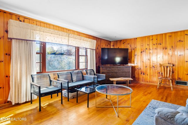 2609 Patrick Ave, Maryville, TN 37804