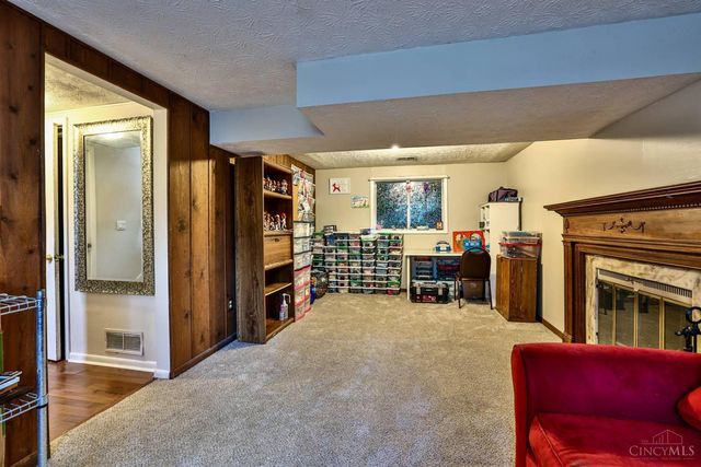 1881 Happy Valley Drive, Fairfield, OH 45014