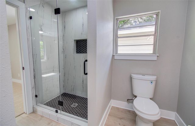 4375 W Broadway Street, Beaumont, TX 77707