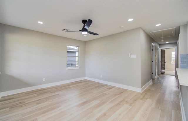 4375 W Broadway Street, Beaumont, TX 77707