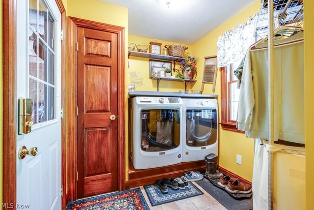 3139 Camille Road SW, Sherrodsville, OH 44675