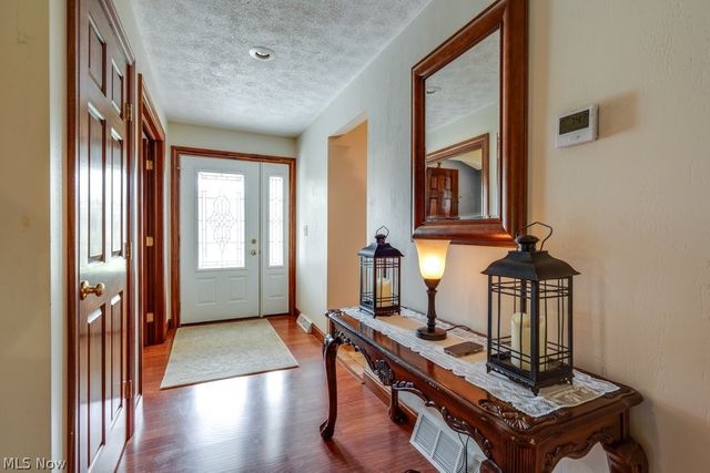 3139 Camille Road SW, Sherrodsville, OH 44675