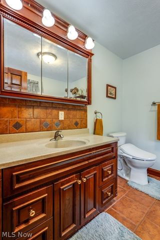 3139 Camille Road SW, Sherrodsville, OH 44675