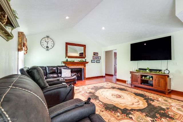 3139 Camille Road SW, Sherrodsville, OH 44675