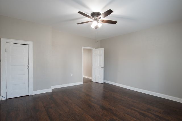 400 W Main Street, Honey Grove, TX 75446